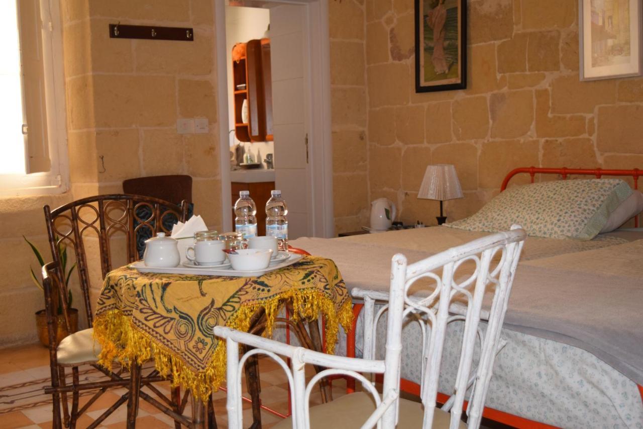 Maria Townhouse Heart Of Victoria B&B Екстер'єр фото