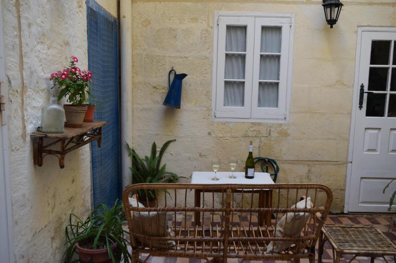 Maria Townhouse Heart Of Victoria B&B Екстер'єр фото