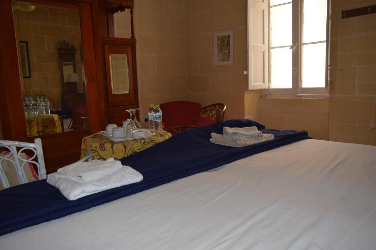 Maria Townhouse Heart Of Victoria B&B Екстер'єр фото