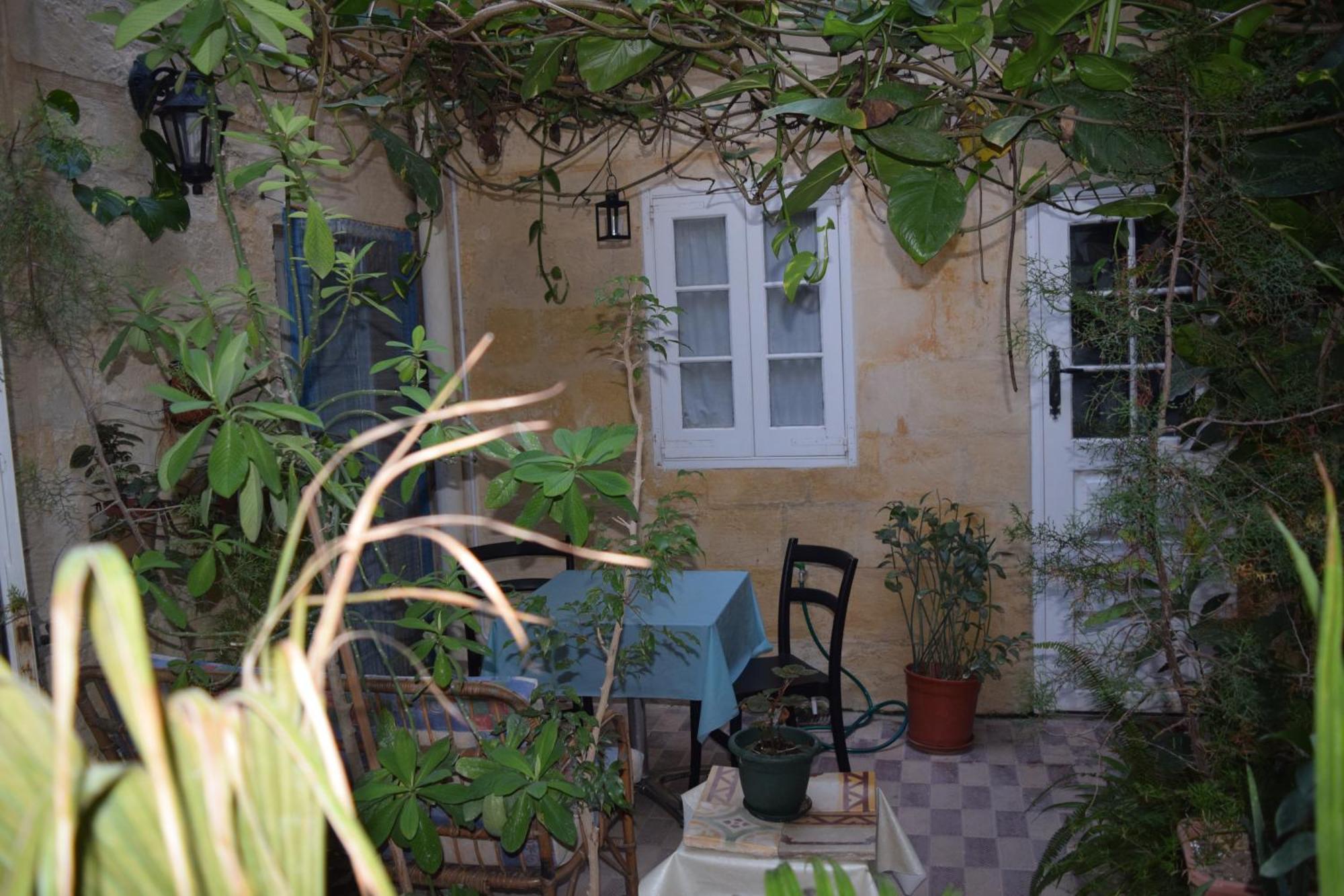 Maria Townhouse Heart Of Victoria B&B Екстер'єр фото